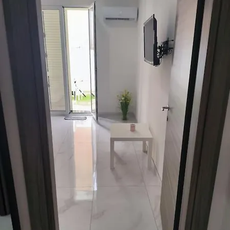 Blu Mare * أفولا