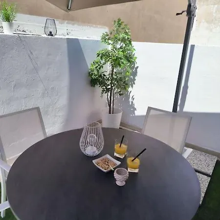 Blu Mare * أفولا